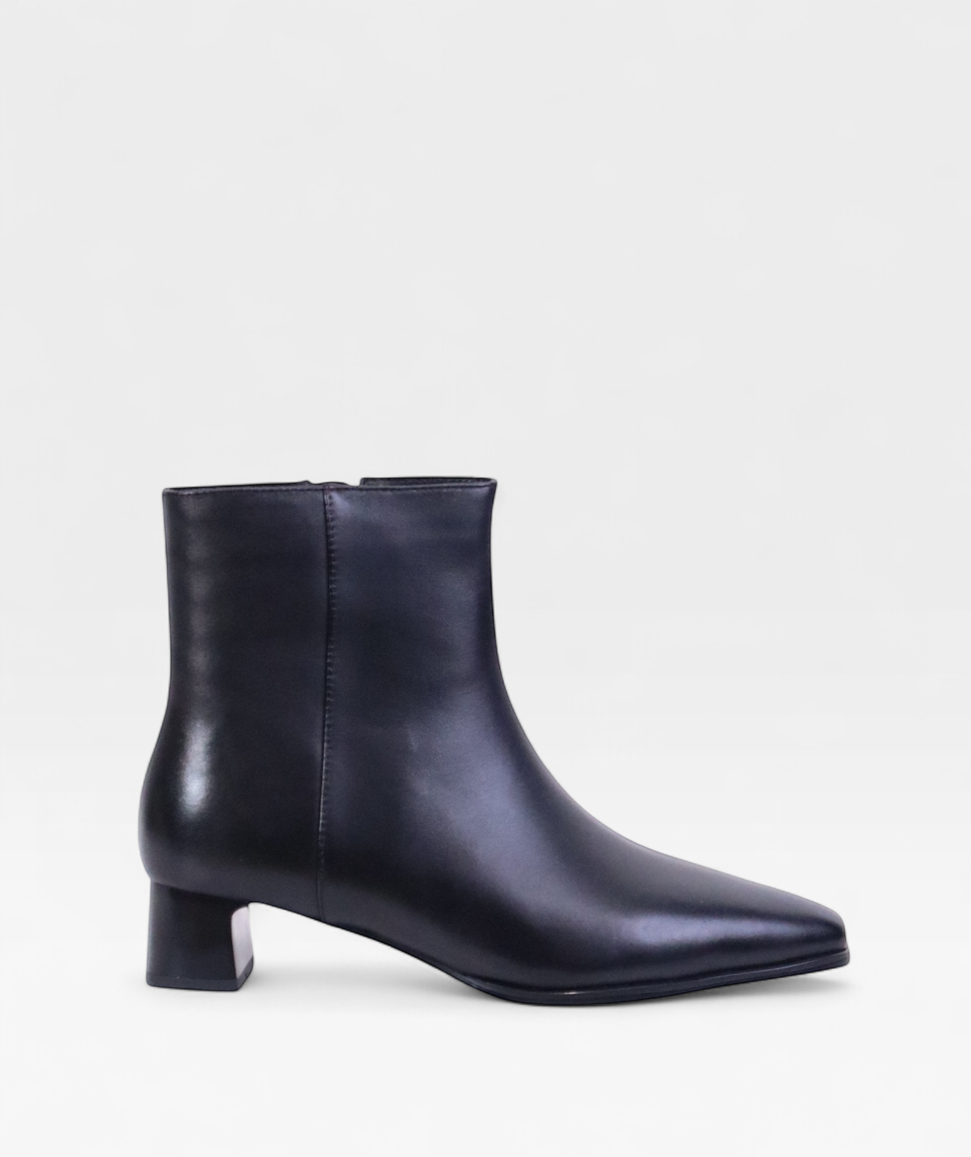 Suede black icon fw26 2940a1027
